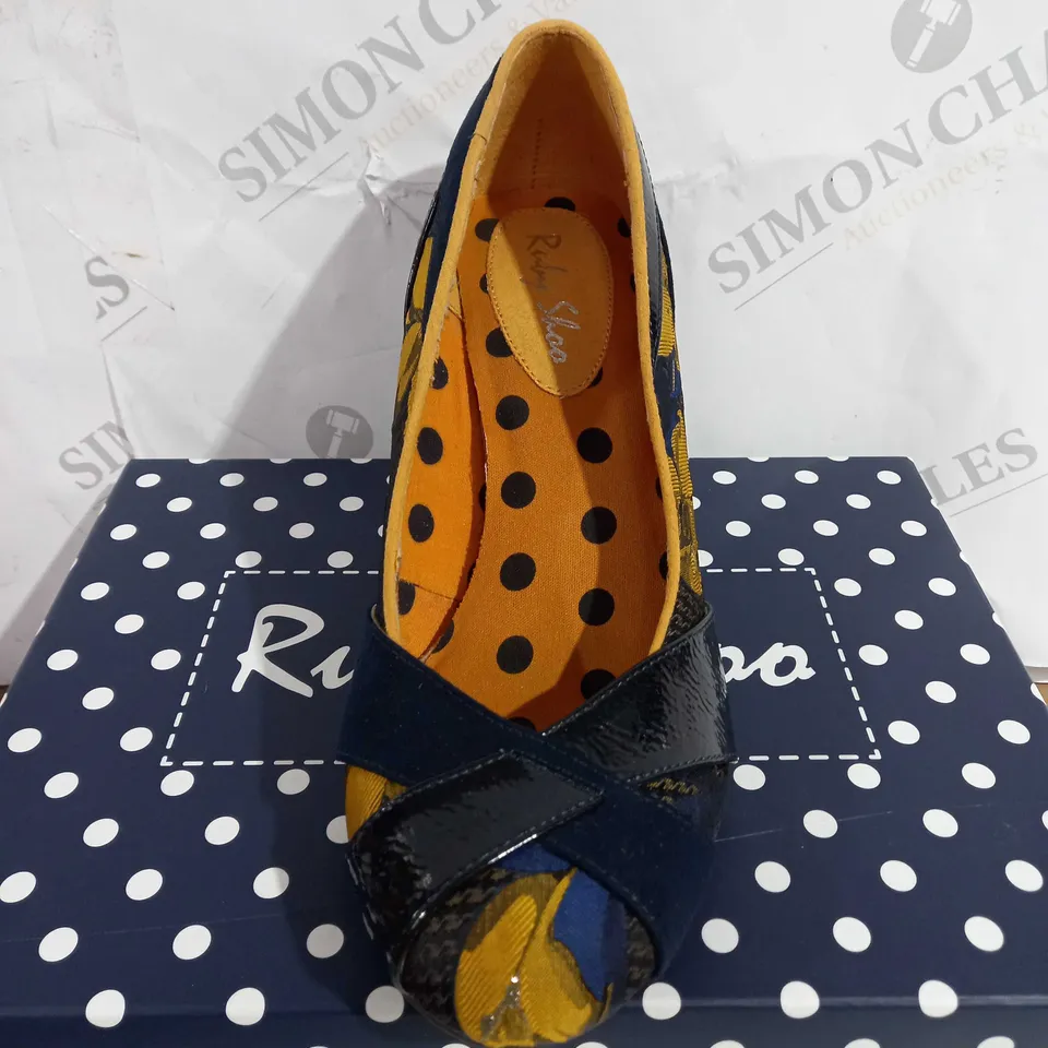 BOXED RUBY SHOO LULU HEELED SHOES, NAVY/MUSTARD - SIZE 6