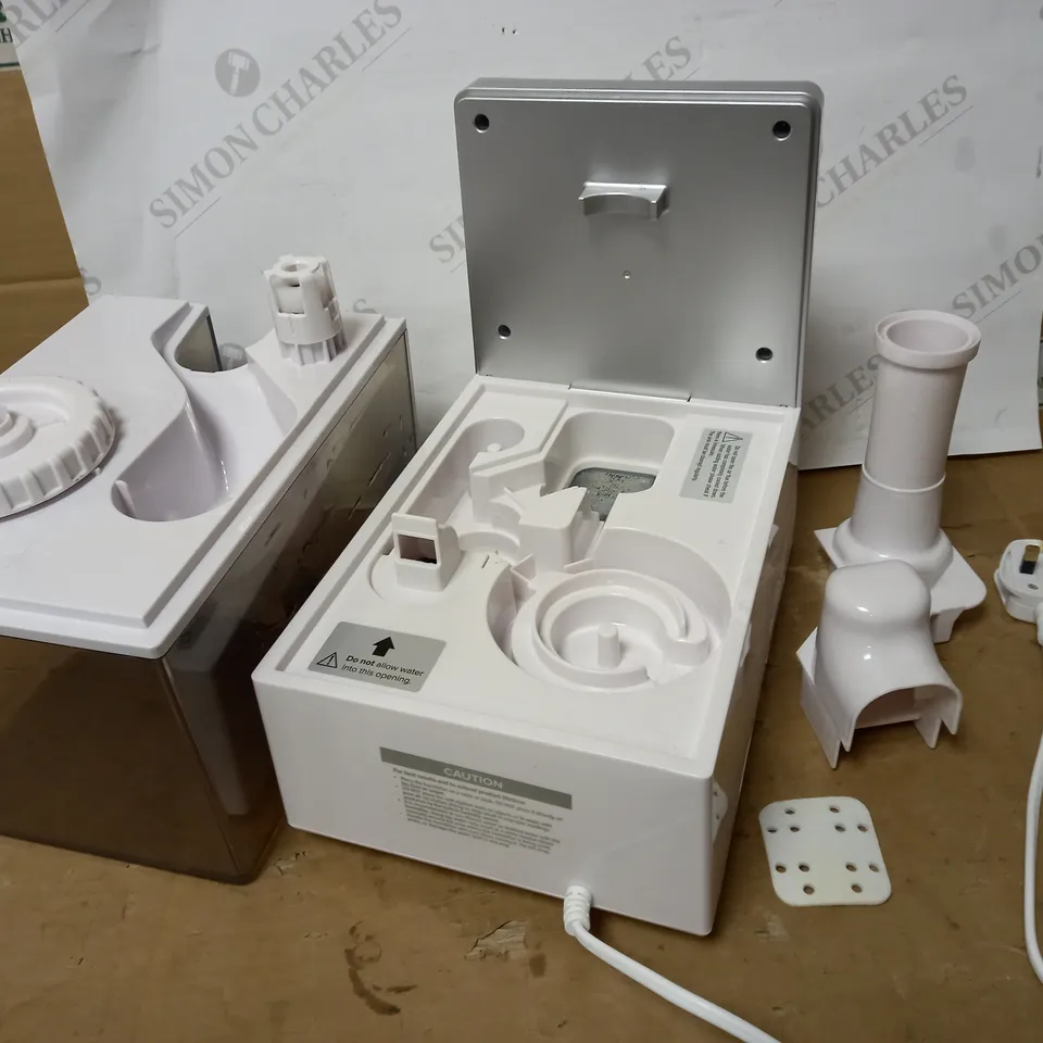 LEVOIT COOL & WARM HUMIDIFIER AUTO MODE, DUAL NOZZLES, TIMER, UP TO 60H WHITE