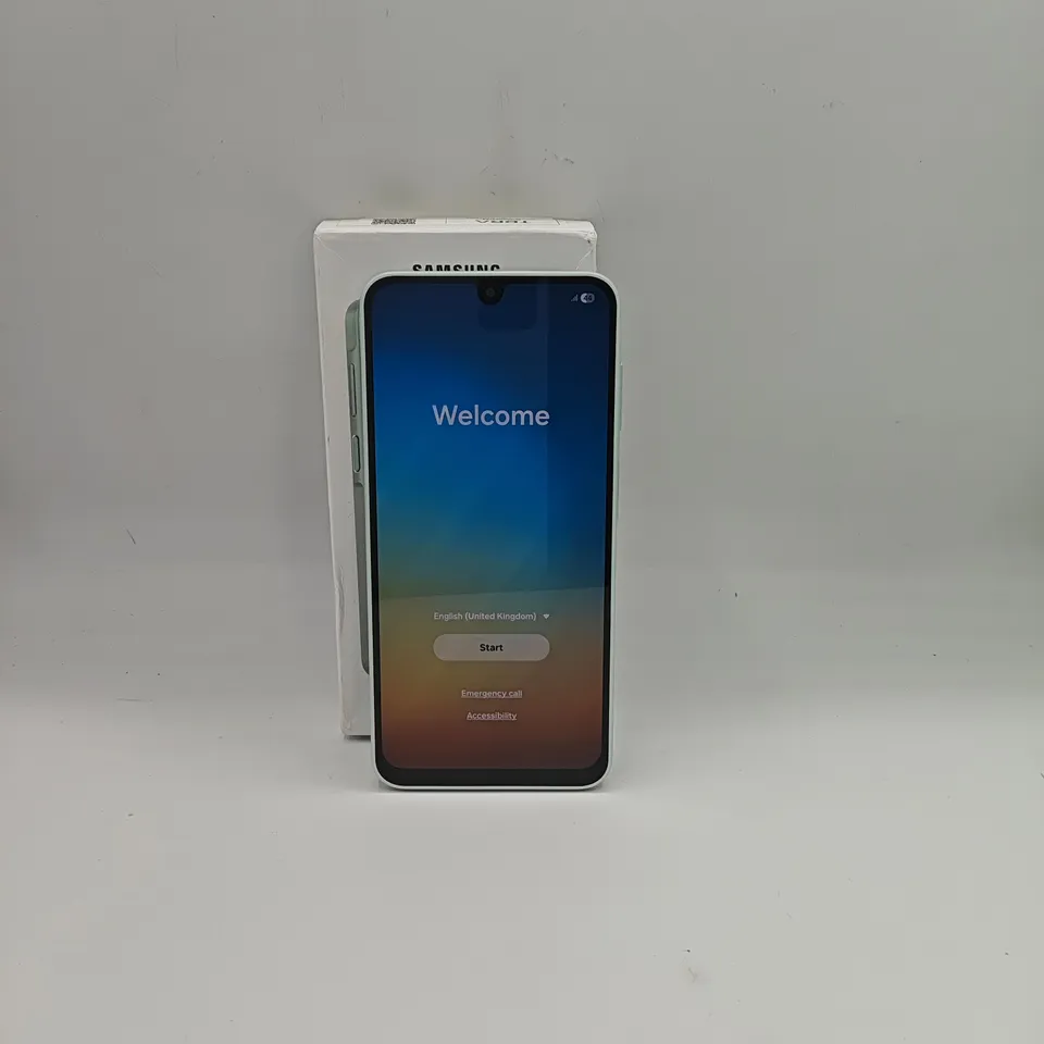 BOXED SAMSUNG GALAXY A16 4/128GB IN LIGHT GREEN - SM-A165F