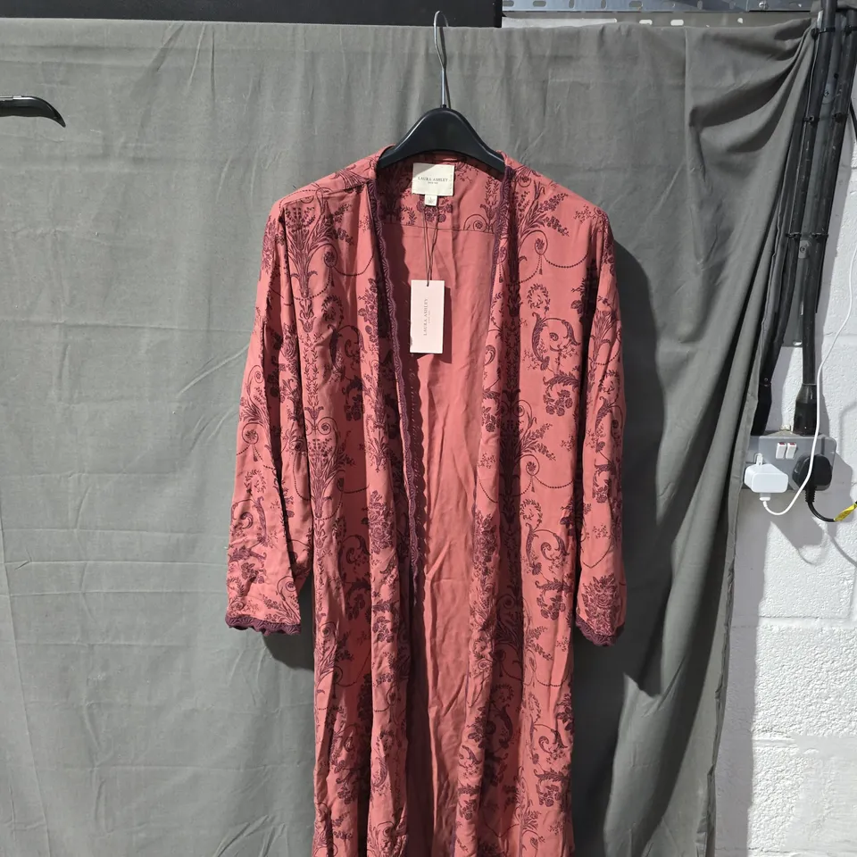 LAURA ASHLEY WOMEN'S ROBE (DRESSING GOWN) - PINK DAMASK PATTERN, UK SIZE L