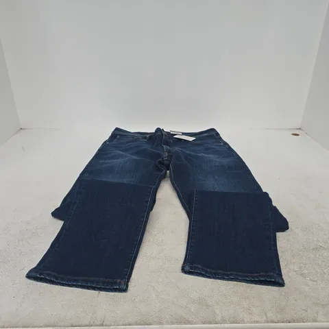 HACKETT LONDON VINTAGE WASH DENIM JEANS – MEN'S, UK 34R, DENIM BLUE