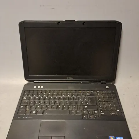 DELL LATITUDE E5530 LAPTOP