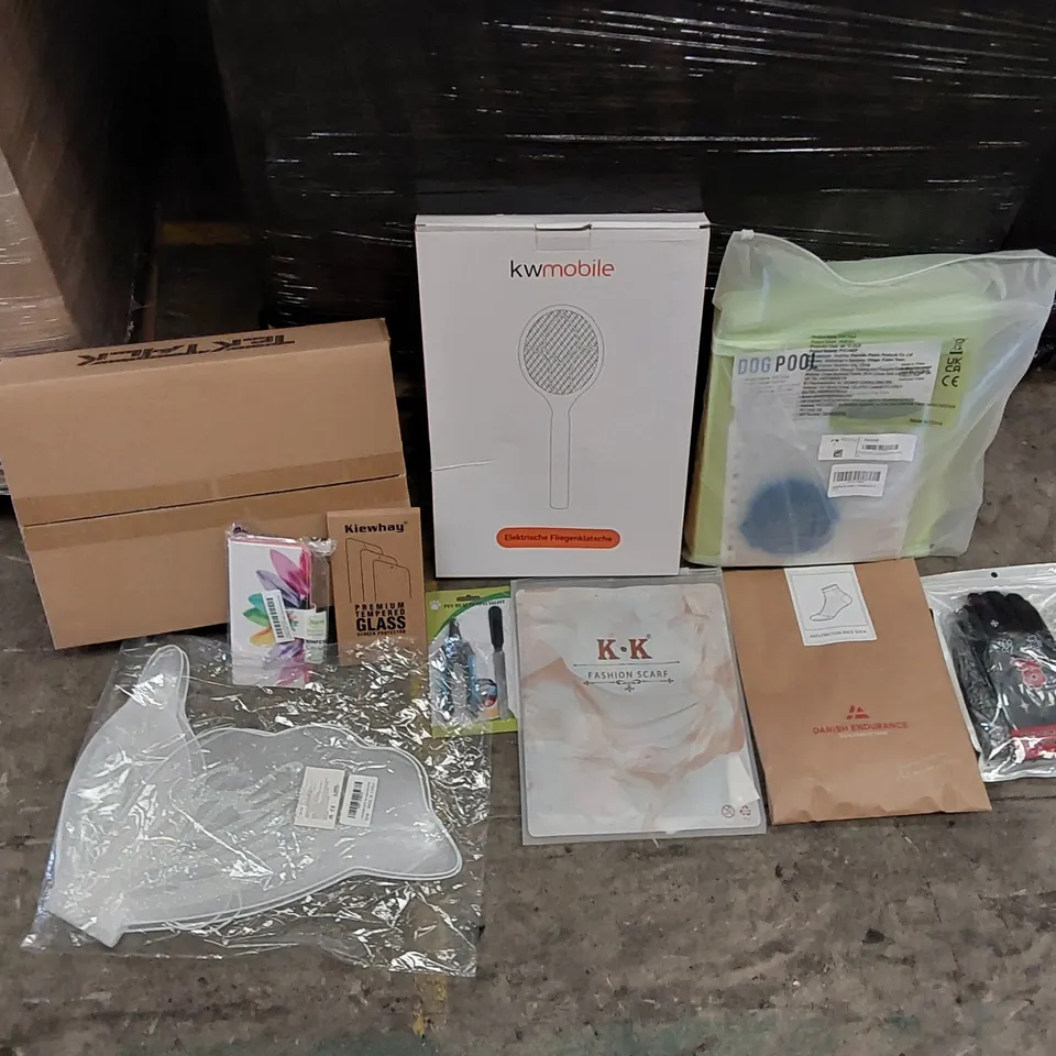 PALLET OF ASSORTED ITEMS INCLUDING: ELECTRIC FLY SWATTER, JEWELLERY BOX, PHONE SCREEN PROTECTOR, PHONE CASE, RUNNING SOCKS, PET POOL, COSTUME WINGS
