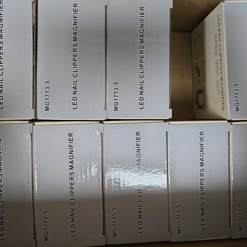 BOX OF APPROXIMATELY 10 X LED NAIL CLIPPERS MAGNIFIER