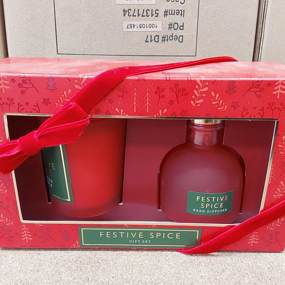 LOT OF APPROXIMATELY 11X BRAND NEW BOXED FESTIVE SPICE GIFT SETS (3 BOXES)