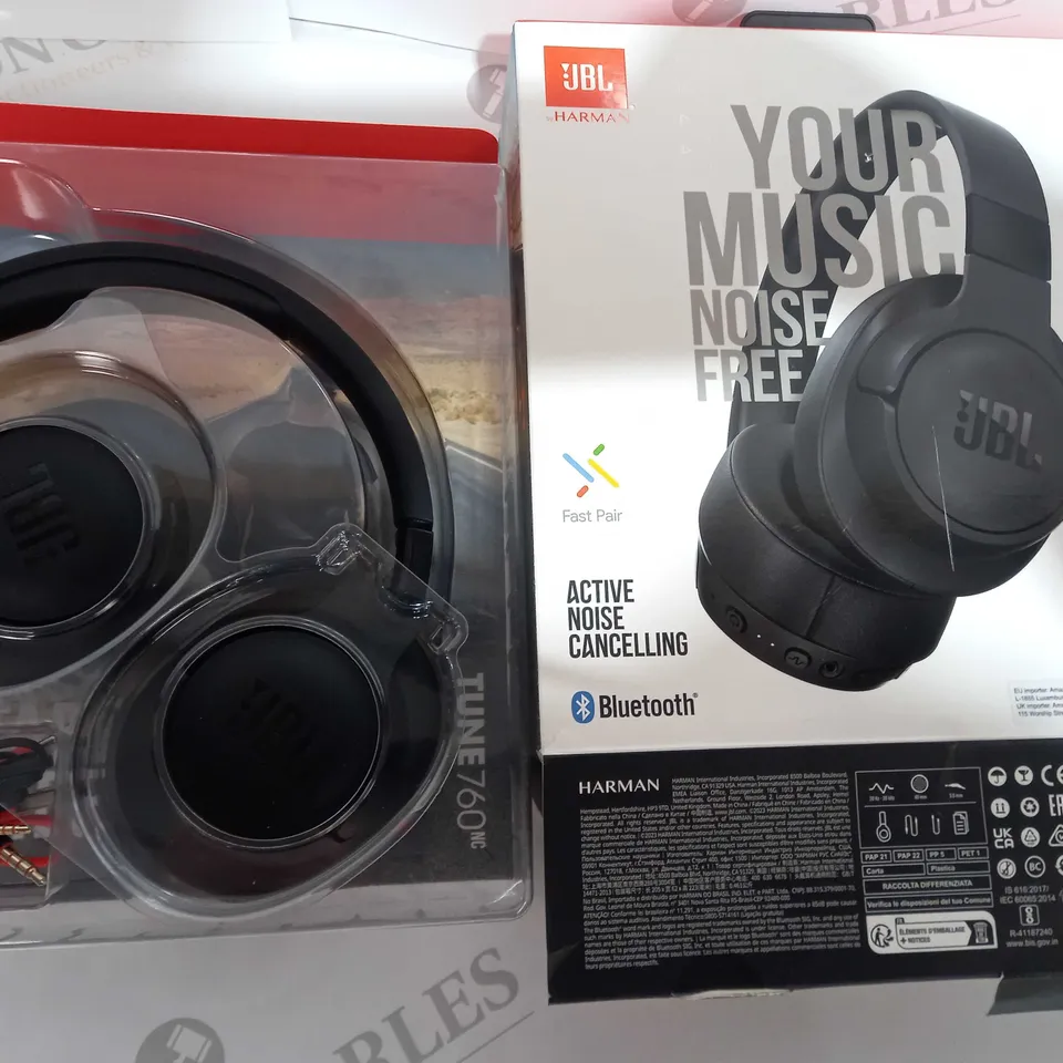 BOXED JBL HARMAN HEADPHONES 