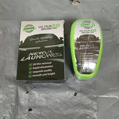 APPROXIMATELY 20 DEBEIDI OIL FILM BRUSH 2.0