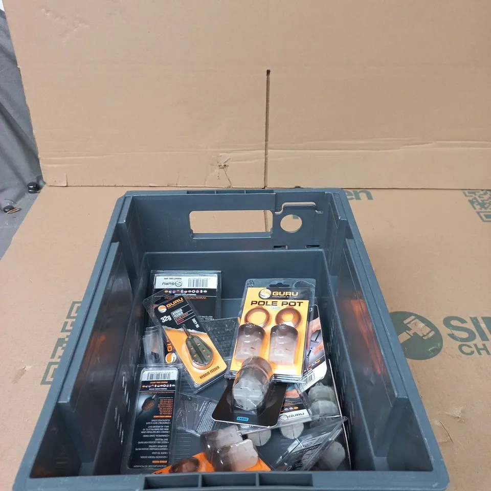 TOTE OF APPROXIMATELY 15 ASSORTED ANGLING ITEMS TO INCLUDE GURU POLE POT LARGE, GURU HYBRID FEEDER ETC