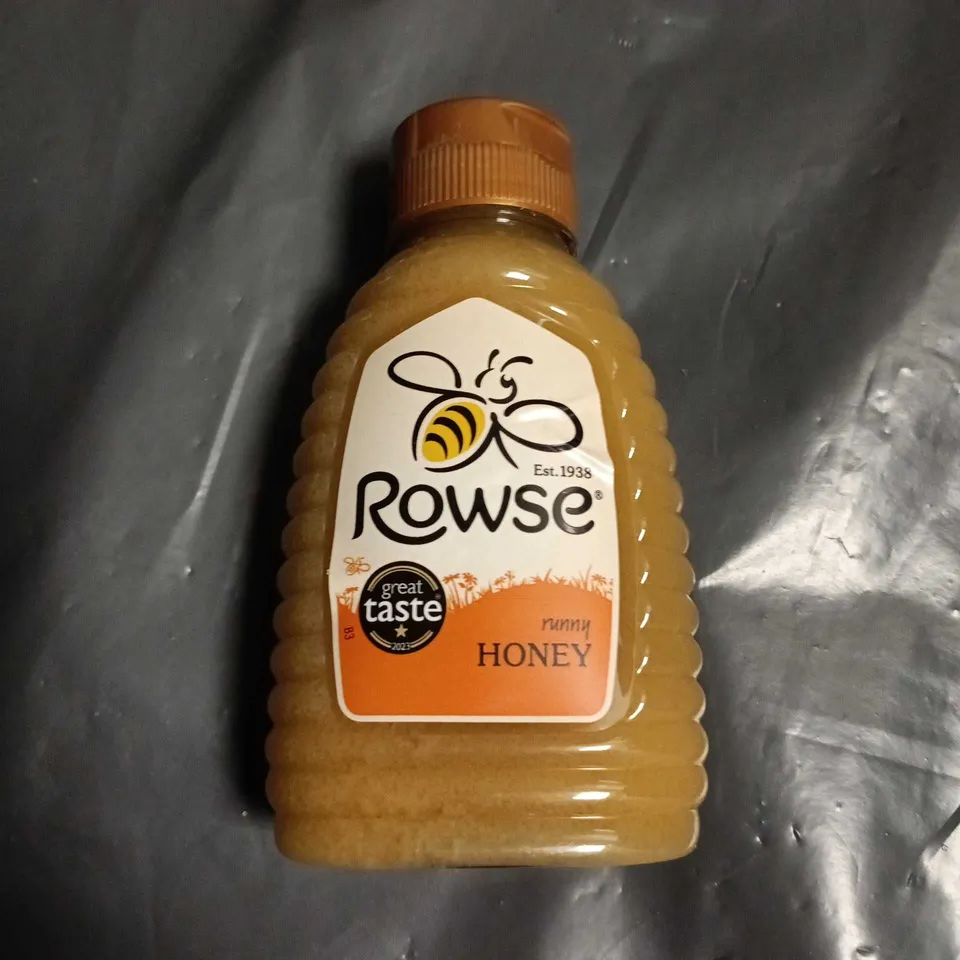 APPROXIMATELY 8 ASSORTED FOOD AND DRINK ITEMS INCLUDING LIFT GLUCOSE CHEWS ROWSE HONEY AND PURGATORY WHITE CHILLI CHOCOLATE