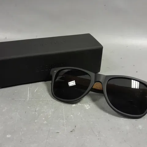 ZERPICO ENGRAVED BLACK TINTED SUNGLASSES