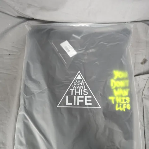 APPROXIMATELY 20 YOU DONT WANT THIS LIFE BRANDED HOODIES IN BLACK - L