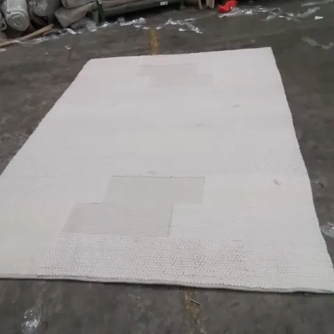 QUALITY DESIGNER AREA RUG - APPROXIMATELY 280X200