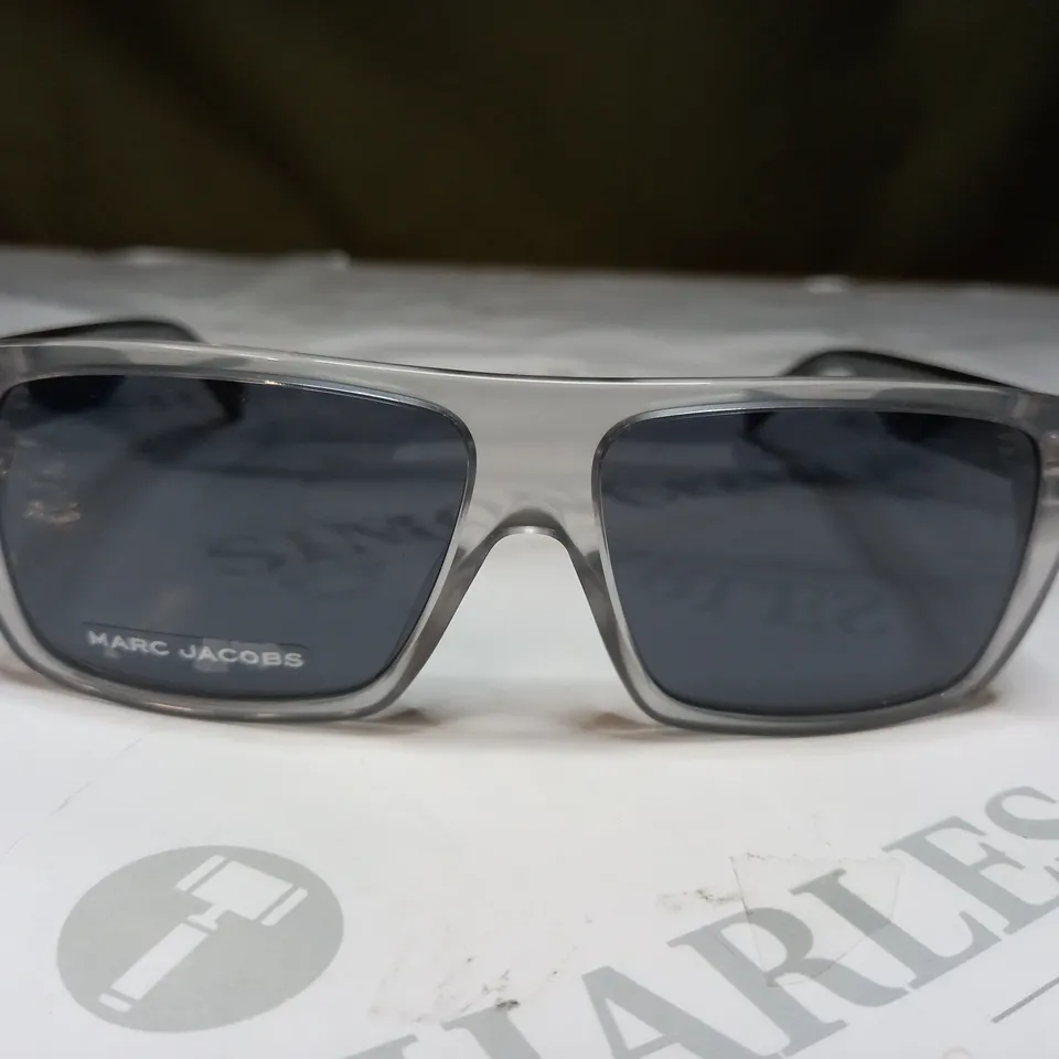 THE MARC JACOBS TINTED GREY SUNGLASSES WITH CASE 