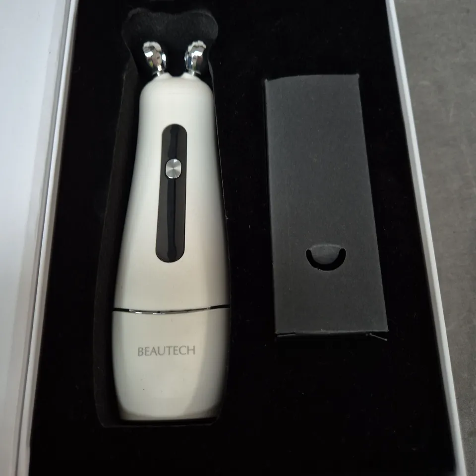 BEAUTECH SKIN REJUVENATING DEVICE PHOTON + RF + EMS