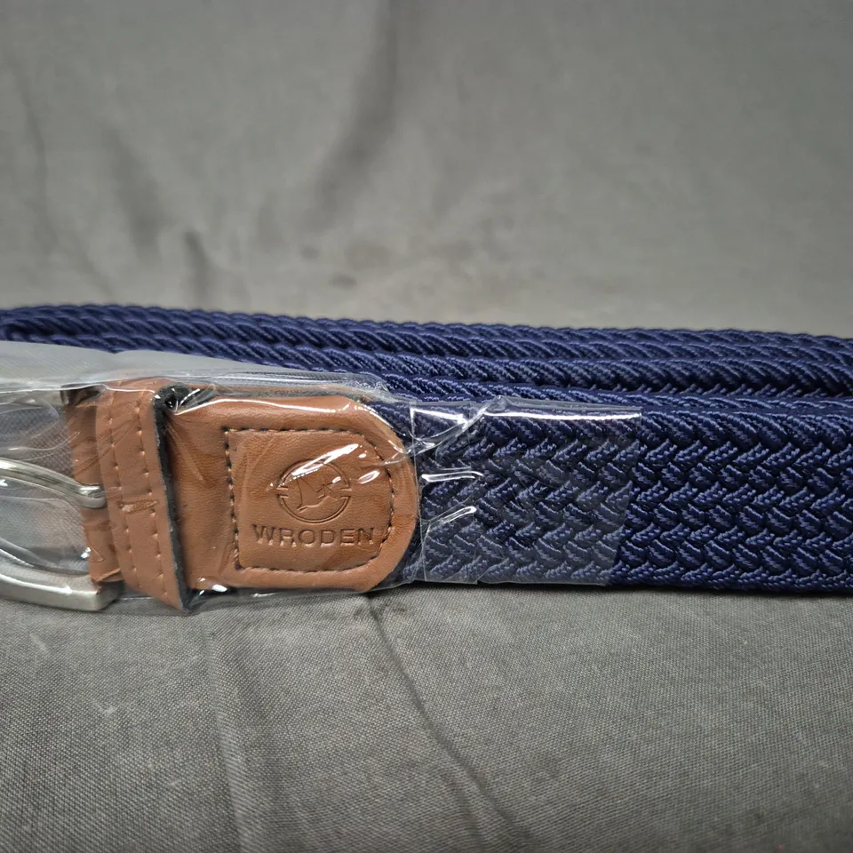 WRODEN NAVY WOVEN BELT WITH BROWN LEATHER PATCH BUCKLE