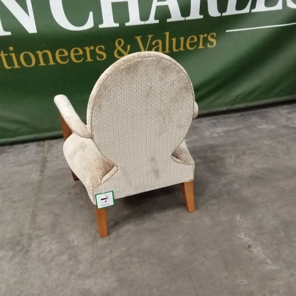 QUALITY HIGH-END DESIGNER FABRIC ACCENT CHAIR