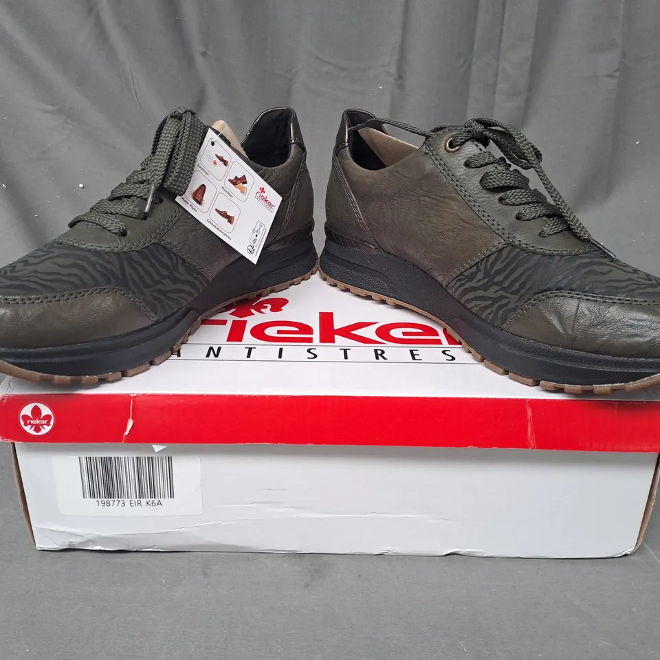 BOXED PAIR OF RIEKER LOW WEDGE TRAINERS IN GREEN SIZE 6.5