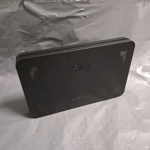 SKY Q BROADBAND HUB WIRELESS ROUTER - SR203
