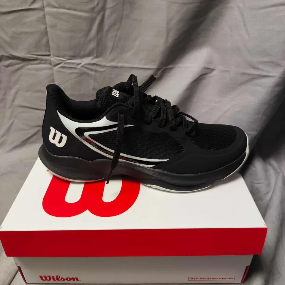 BOXED PAIR OF WOMENS WILSON S SHOES - UK SIZE 6 