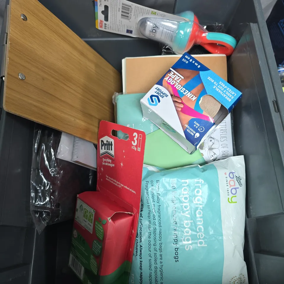 BOX OF ASSORTED ITEMS TO INCLUDE - FACE FLOWER - PENCILS - COIN SHOWER CAN COVER 
