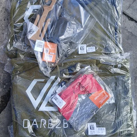 APPROXIMATELY 11 ITEMS OF ASSORTED BRAND NEW REGATTA CLOTHING