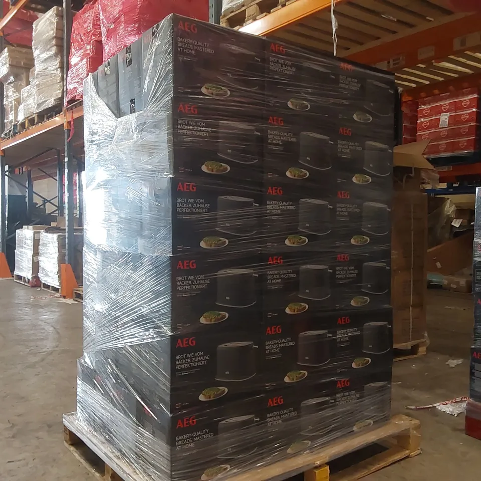 PALLET CONTAINING APPROXIMATELY 70 BRAND NEW AEG GOURMET 7 2 SLICE TOASTERS