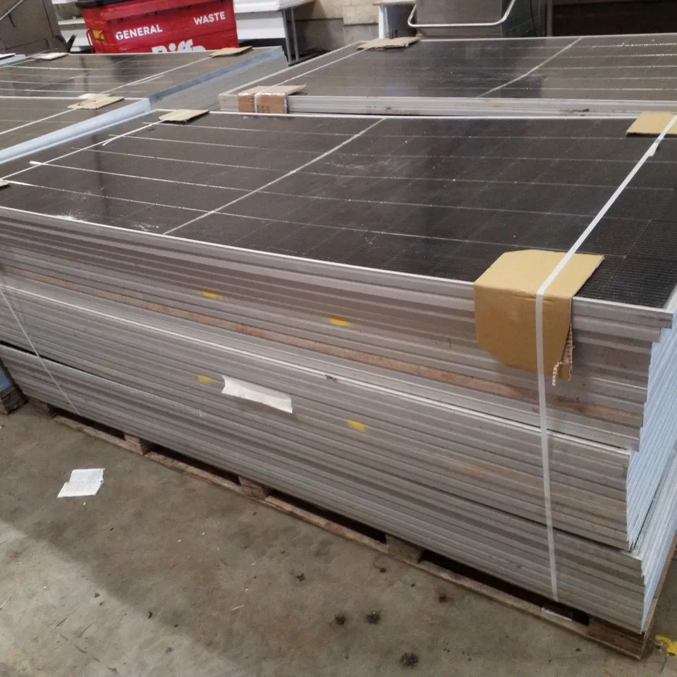 PALLET CONTAINING 30 SOLAR PANELS