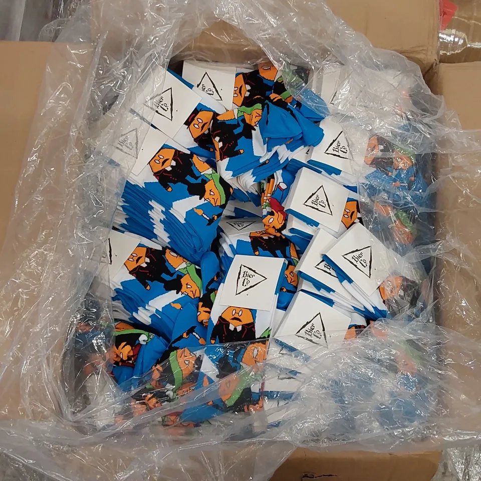 BOX OF APPROXIMATELY 360 PAIRS OF BRAND NEW BIER CO SOCKS (1 BOX)