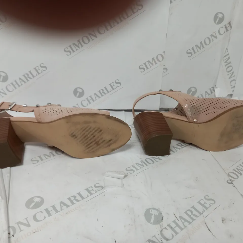 MARC FISHER PARSO PEEP SANDAL BLUSH SIZE 7 BOXED 