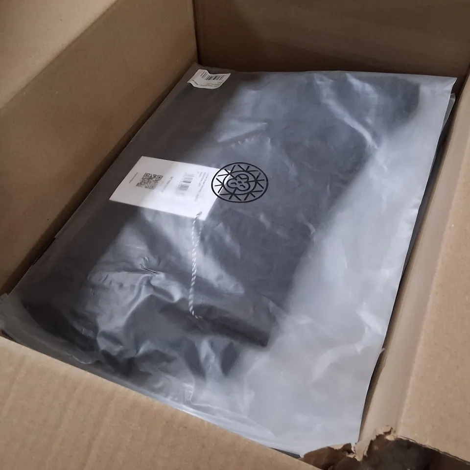 BOX CONTAINING APPROXIMATELY 11 BRASS MONKEY LADIES' LEGGINGS – BLACK, UK M (BMAW24LLE01)