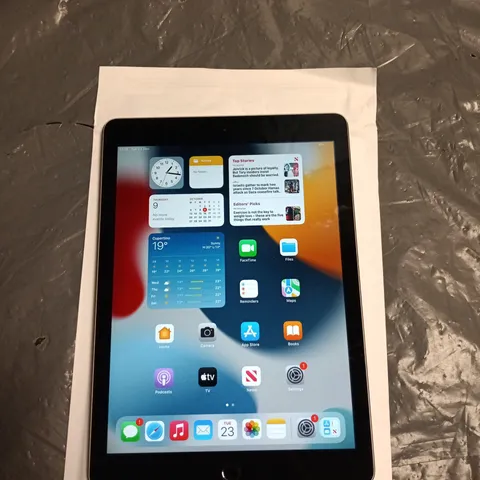 APPLE IPAD AIR 2 A1566