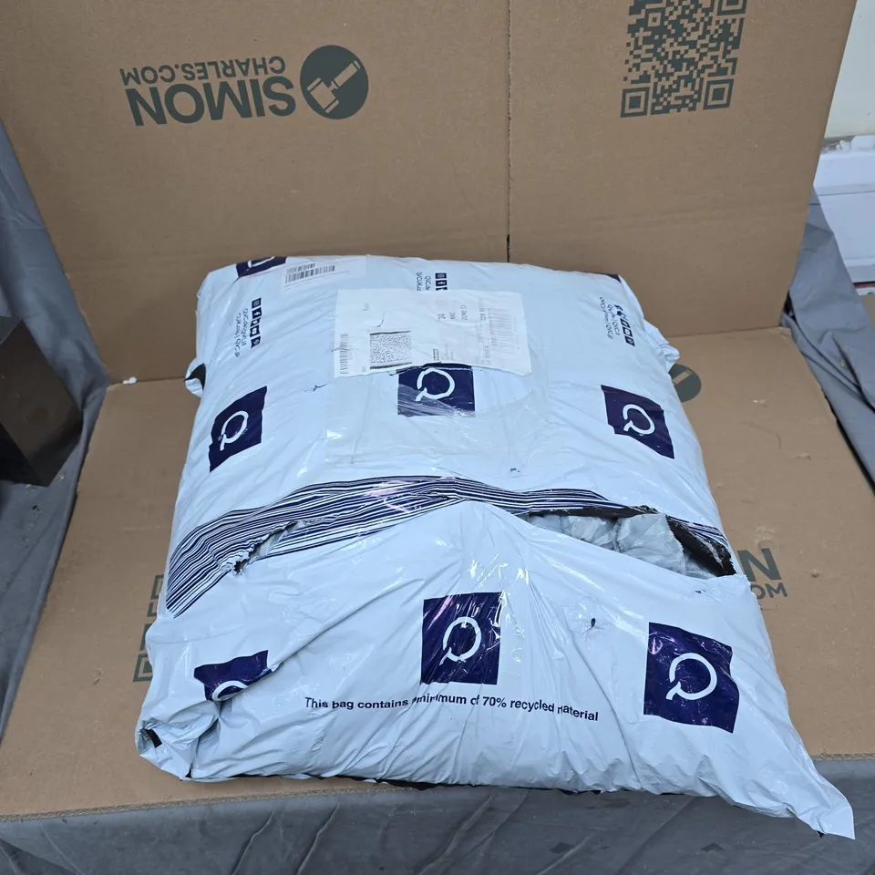 COZEE HOME LEAF TUFTED VELVETSOFT 4 PIECE DUVET SET