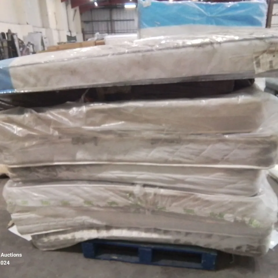 PALLET CONTAINING APPROXIMATELY 8 MATTRESSES IN DIFFERENT SIZES AND SPECIFICATIONS 