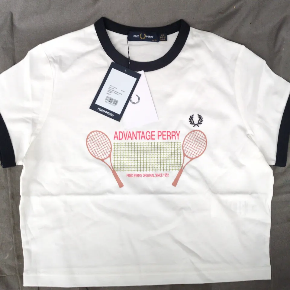 FRED PERRY PRINTED T-SHIRT IN WHITE SIZE 10
