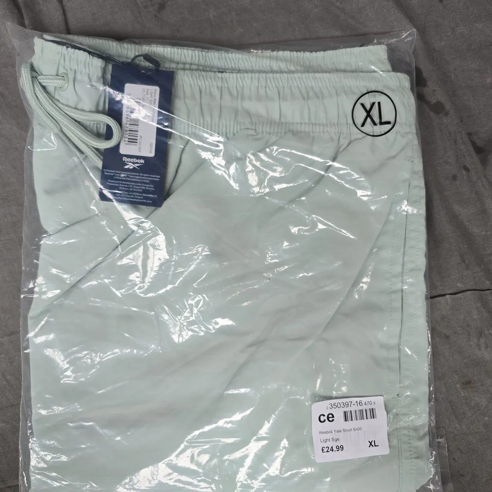 REEBOK MENS SWIM SHORTS IN MINT SIZE XL