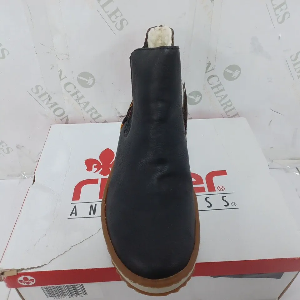 BOXED PAIR OF RIEKER CHELSEA BOOTS IN BLACK - SIZE 41