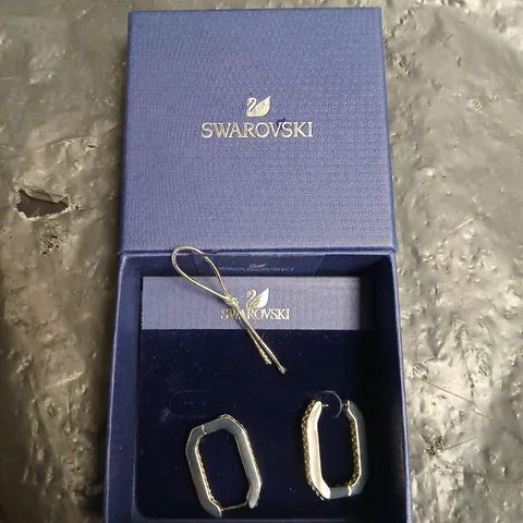SWAROVSKI CRYSTAL EARRINGS – SILVER-TONE, GEOMETRIC OUTLINE (BOXED)