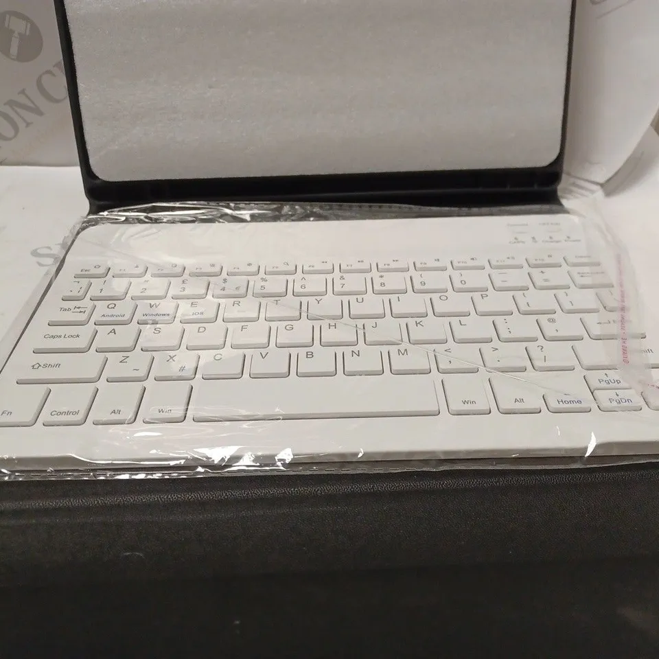 BOXED SMART KEYBOARD CASE FOR GALAXY TAB A8 10.5" X200/X205 PINK