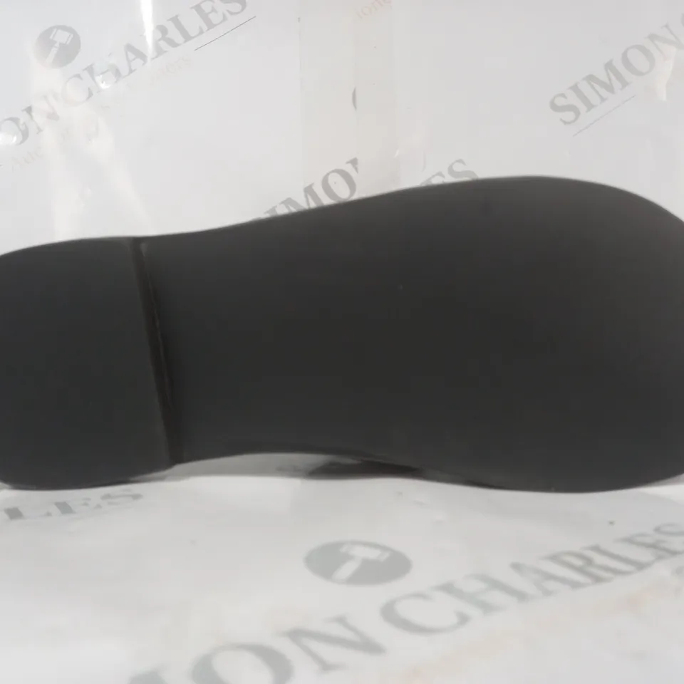 BOXED PAIR OF DESIGNER OPEN TOE FLAT SLIDERS IN BLACK SIZE UNSPECIFIED