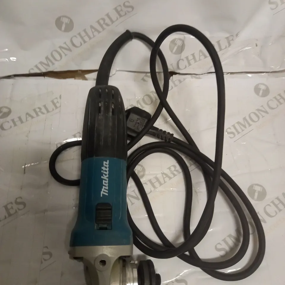 MAKITA GA4530R ANGLE GRINDER
