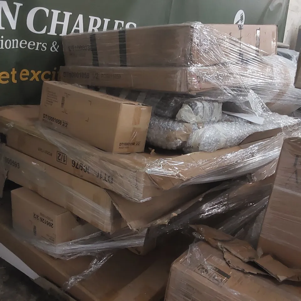 PALLET CONTAINING A LARGE QUANTITY OF ASSORTED DESIGNER FURNITURE PARTS ECT