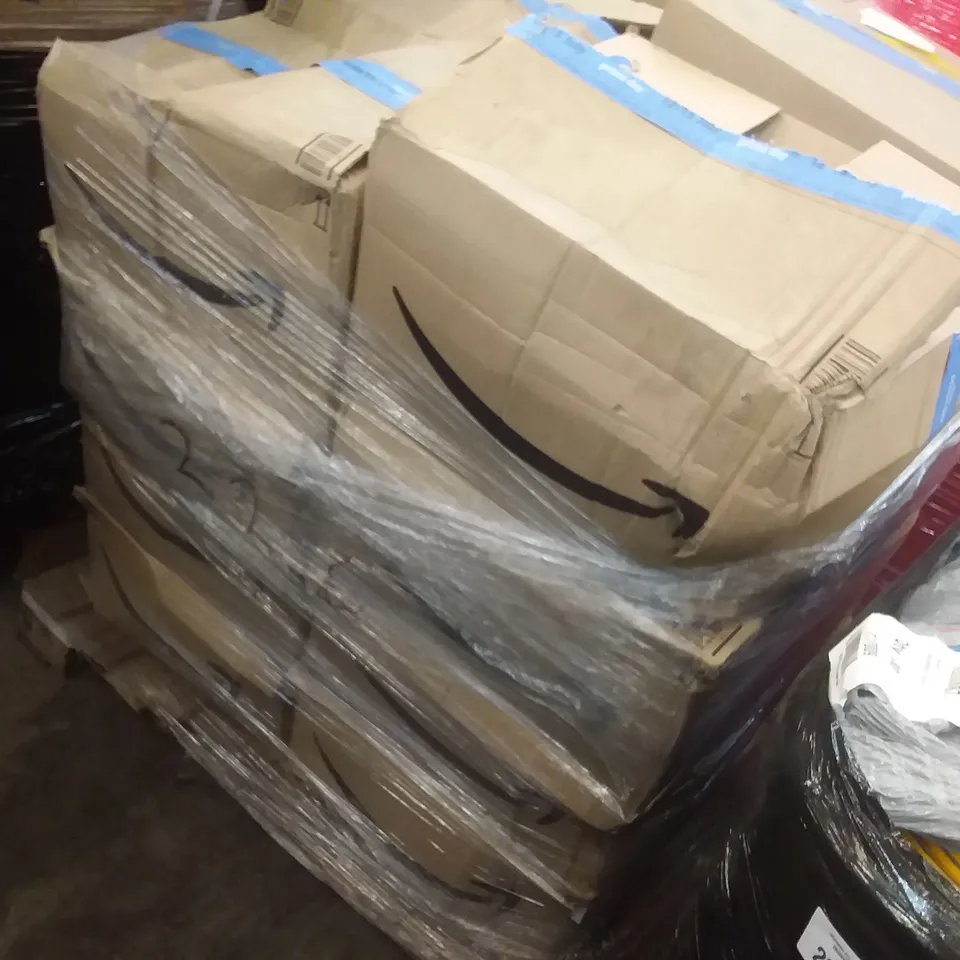 PALLET OF ASSORTED ITEMS INCLUDING STARWORK HEAVY DUTY KNIFE, ESR PROTECTIVE TABLET CASE, BEGAOTT 400 TOOTHPICKS, DEZENE CUSHION COVERS, PURPLE TIGER MATCHA BUBBLE TEA, PINK SILK SCRUNCHIE