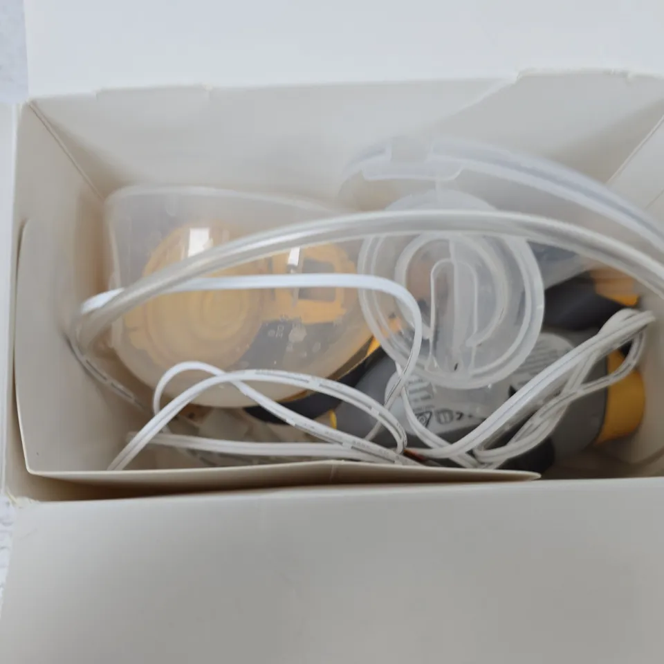 MEDELA FREESTYLE MINI HANDS-FREE BREAST PUMP – BOXED