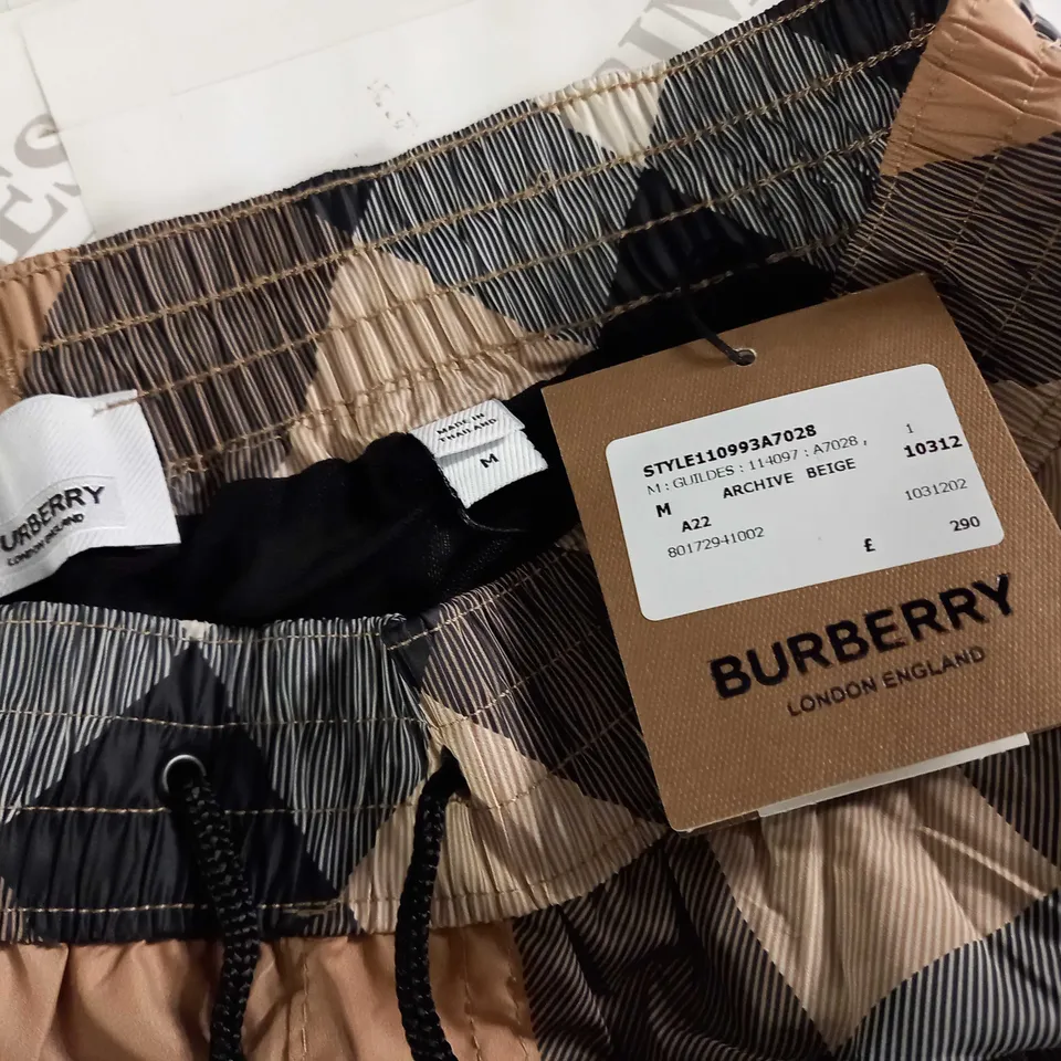 BURBERRY ARCHIVE BROWN SHORTS - M