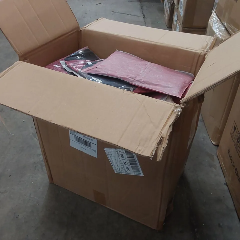 BOX CONTAINING A LARGE QUANTITY OF SEXY PAJAMA SETS