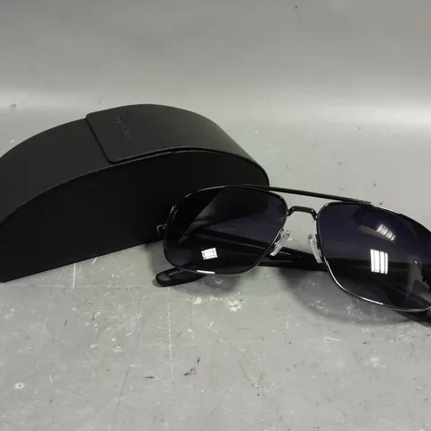 PRADA AVIATOR FRAME TINTED SUNGLASSES