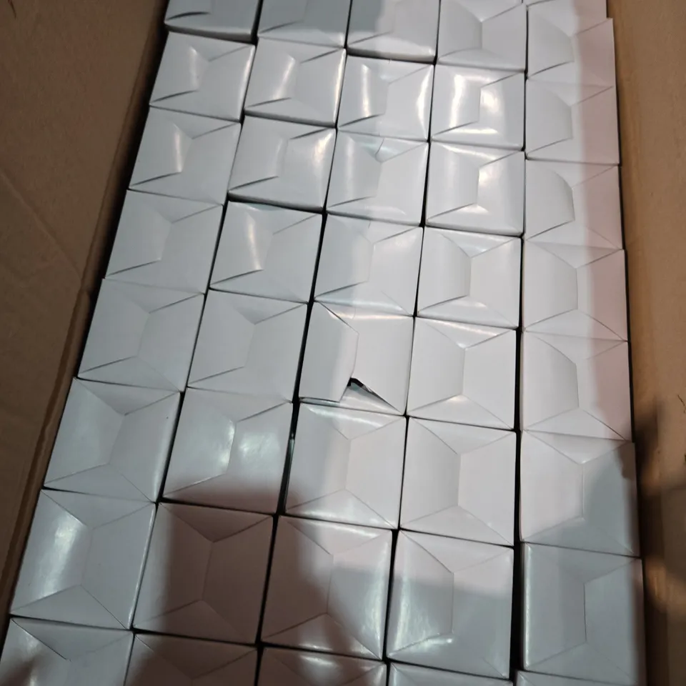 PALLET OF LARGE QUANTITY OF ASSORTED ITEMS TO INCLUDE POWERPUFF GIRLS SUPRISE BLIND BOXES, LED BULBS, WATCH STRAPS, ETC