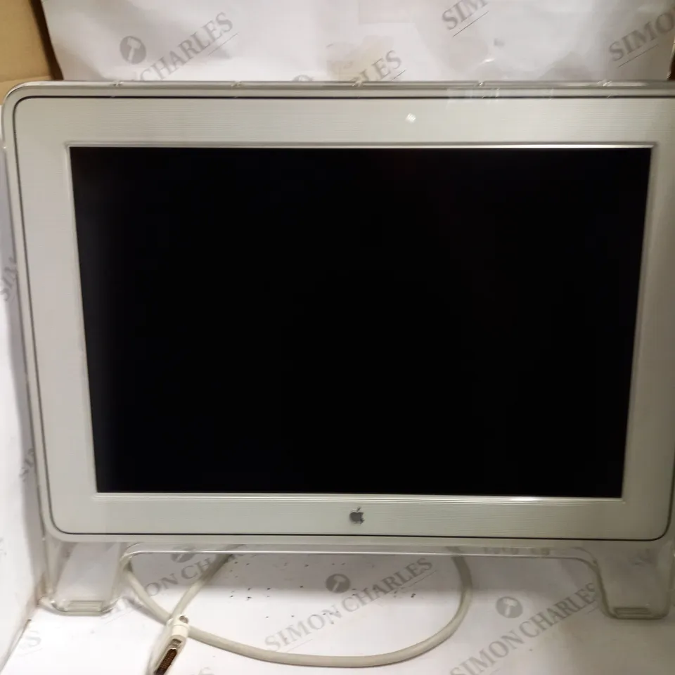 VINTAGE APPLE 22" M8149 CINEMA DISPLAY MONITOR
