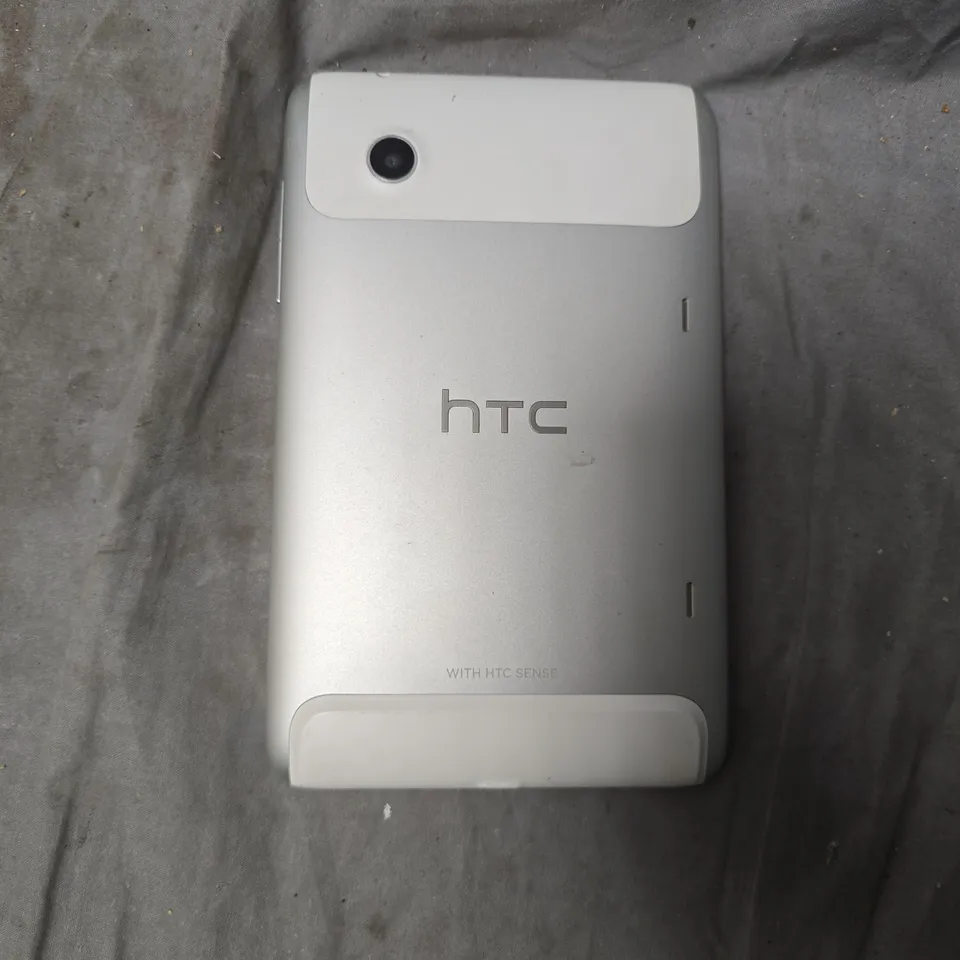 HTC FLYER TABLET IN SILVER/WHITE