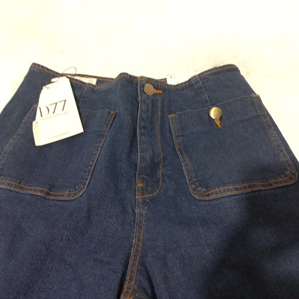 STRADIVARIUS SEAMLESS FULL LENGTH JEANS IN BLUE - UK 14